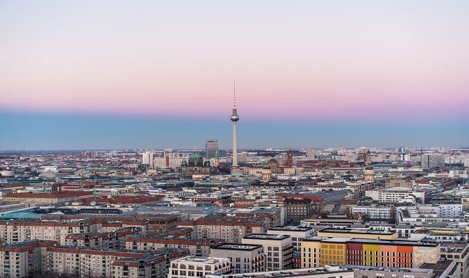Berlim possui uma área de 892 km²
