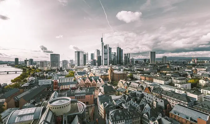 Frankfurt ou Stuttgart - Comparação Cidades