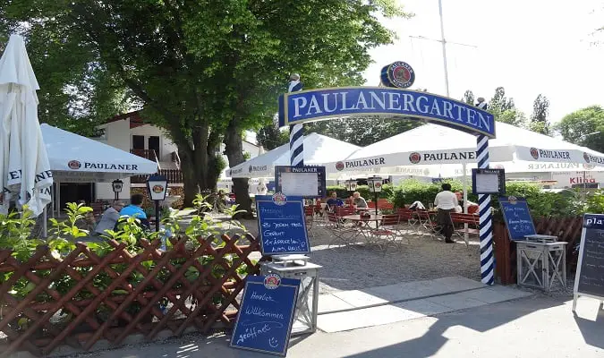 Paulaner Platzhirsch am Main Foto